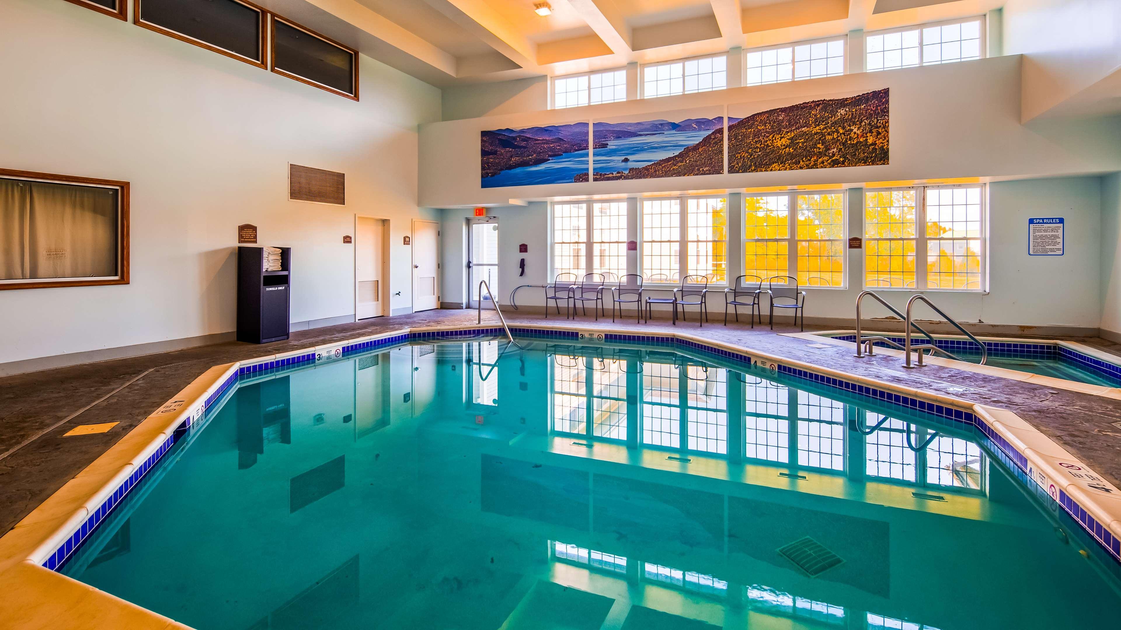 Best Western Plus Ticonderoga Екстер'єр фото