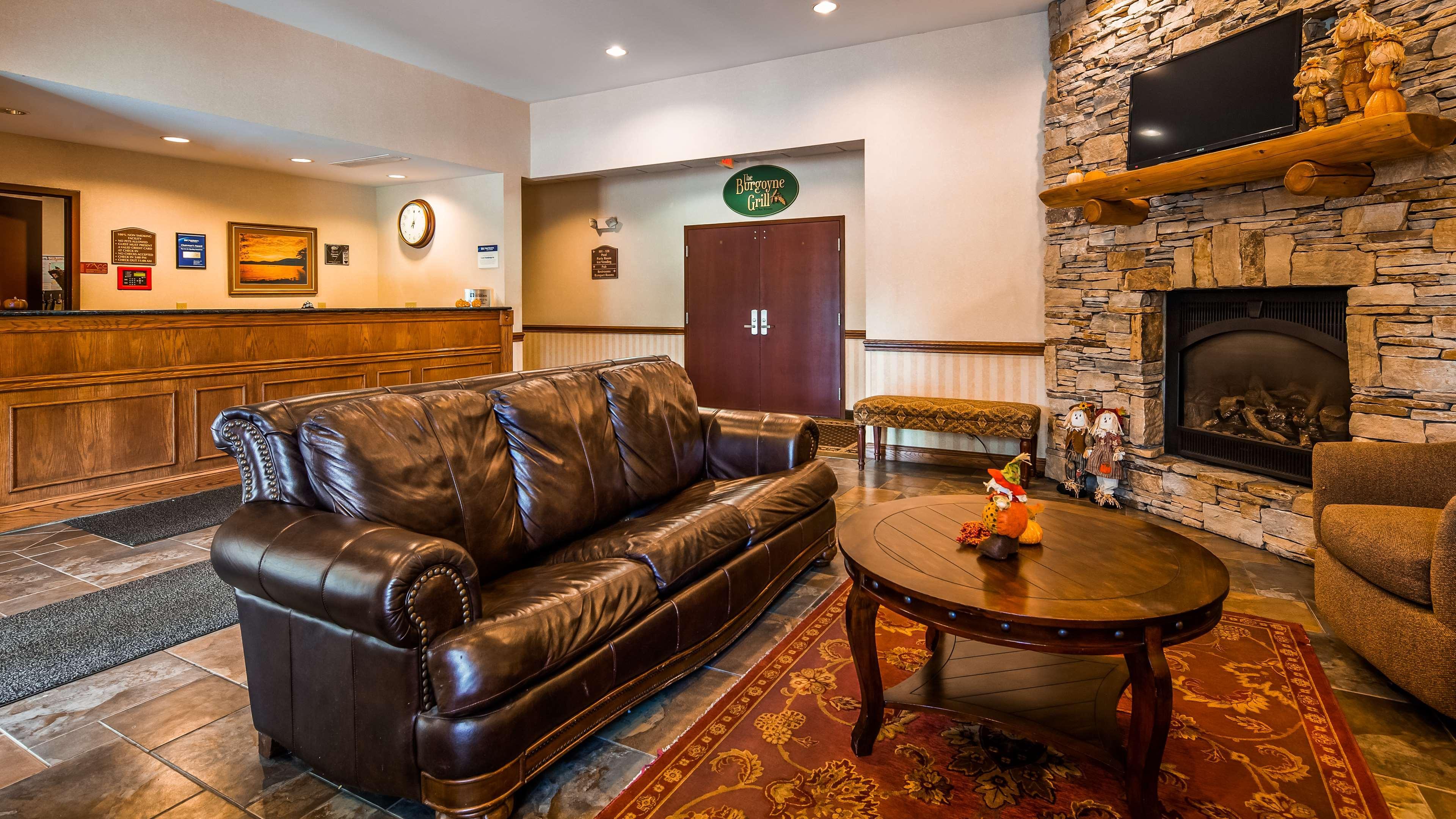 Best Western Plus Ticonderoga Екстер'єр фото